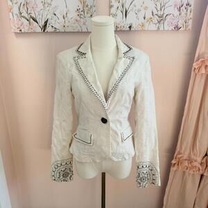 S Line Embroidered Cream Blazer – Boho Western Style (S)